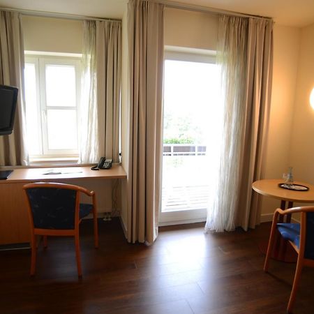 Landgasthof Hotel Lowen Wildberg  Exterior foto